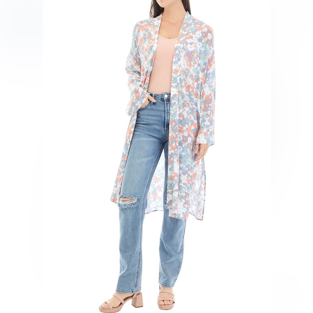 Wonderly • Printed Long Sleeve Kimono